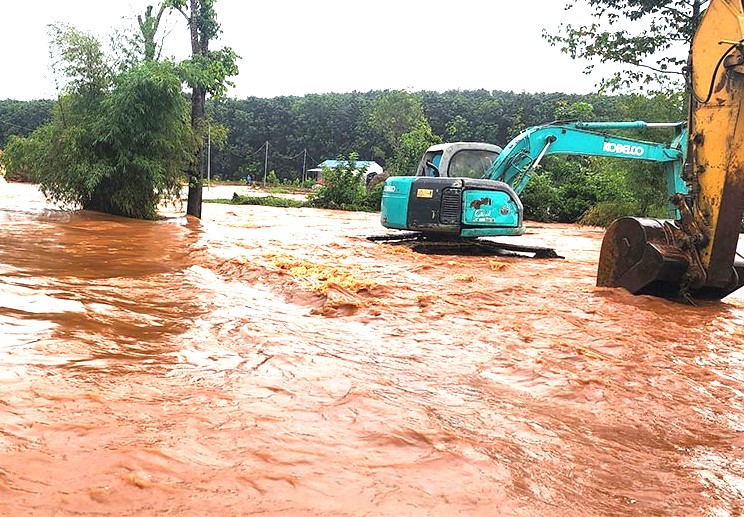 Nước ngập ở xã Quang Minh, thị xã Chơn Thành