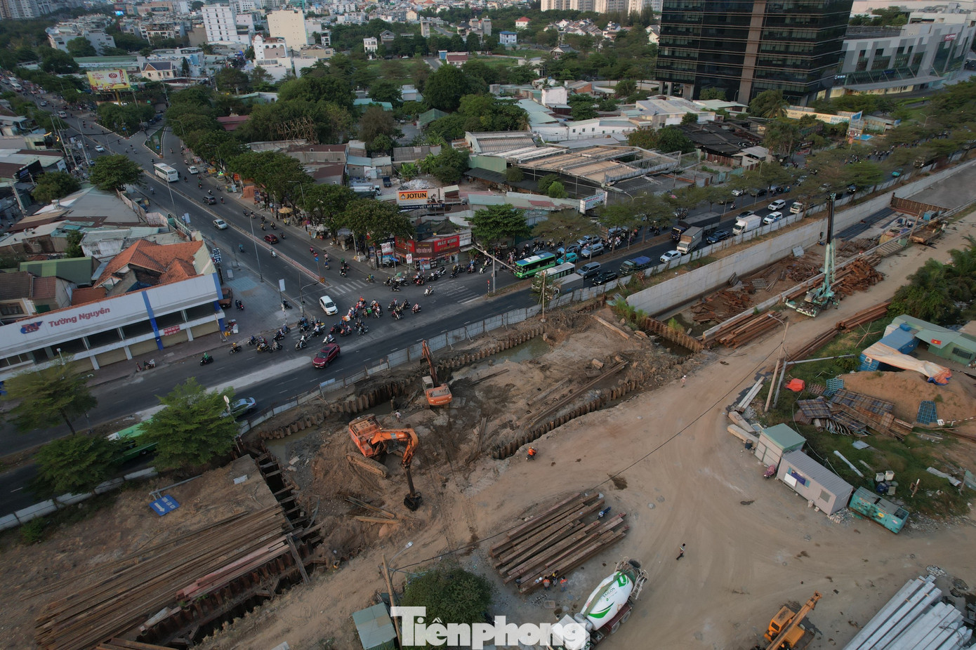 Khi đưa vào hoạt động, công trình này được kỳ vọng sẽ kéo giảm tình trạng ùn tắc tại khu vực nút giao thông Nguyễn Văn Linh - Nguyễn Hữu Thọ.