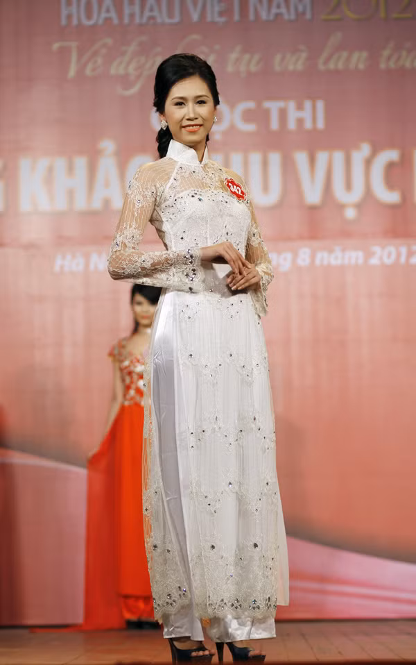 Trần Thị Hoài Phương. SBD: 342