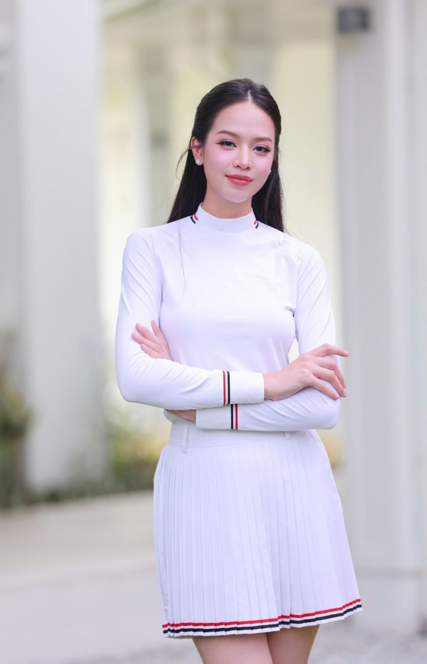 Thời gian này, Hoa hậu Thanh Thủy đang trau dồi kỹ năng cần thiết trước khi tới Miss International 2024 vào tháng 11 tại Nhật Bản. Sau hai năm đăng quang, người đẹp được nhận xét ngày càng mặn mà về nhan sắc.