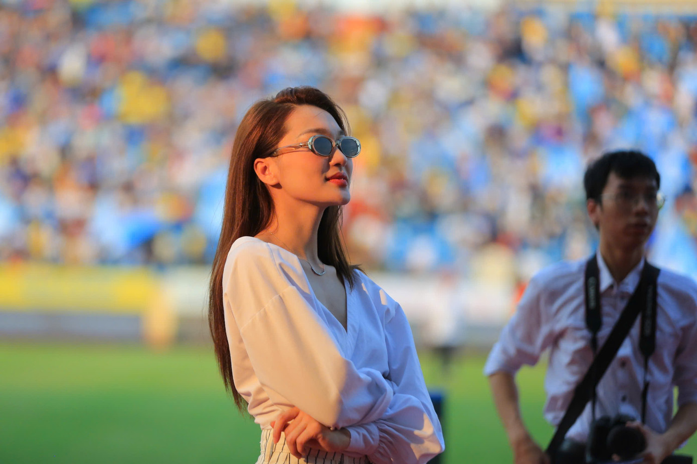 Ngọc Nữ dự đoán Thép Xanh Nam Định sẽ soán ngôi vương của Đông Á Thanh Hóa. Cô đánh giá cao đội hình của HLV Vũ Hồng Việt gồm: Hendrio, Nguyễn Phong Hồng Duy, Nguyễn Văn Toàn, Trần Nguyên Mạnh, Rafaelson…