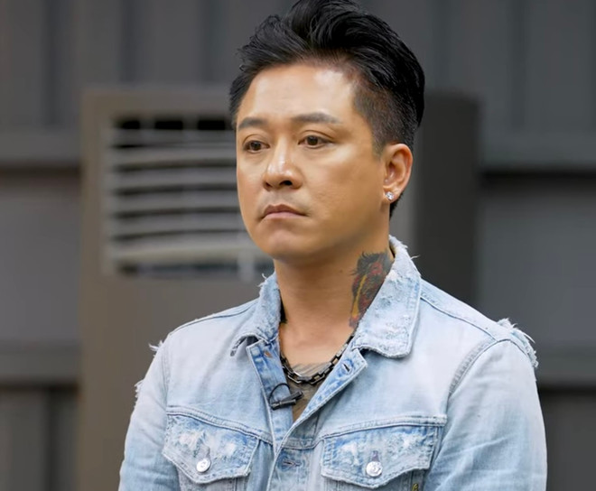 Những biểu cảm lạ lẫm của Tuấn Hưng trong chương trình Anh trai vượt ngàn chông gai. Những biểu cảm lạ lẫm của Tuấn Hưng trong chương trình Anh trai vượt ngàn chông gai.