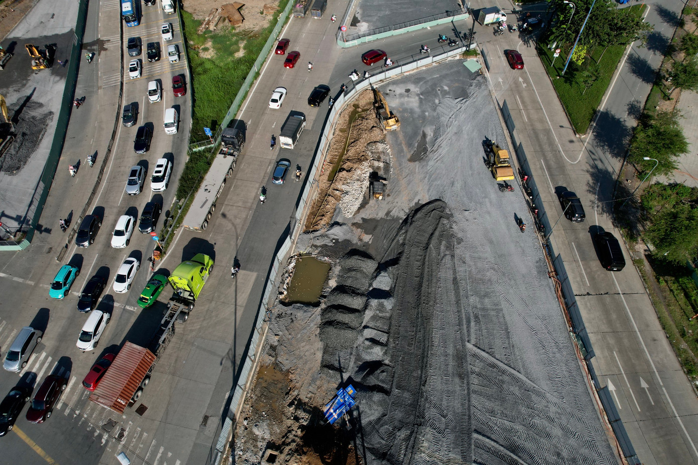 Khu vực thi công dự án xây dựng nút giao thông An Phú (TP.Thủ Đức). Ảnh: Duy Anh