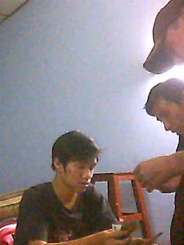 3. Công, đối tượng trong đường dây của Quẹo, nhận tiền cá độ 