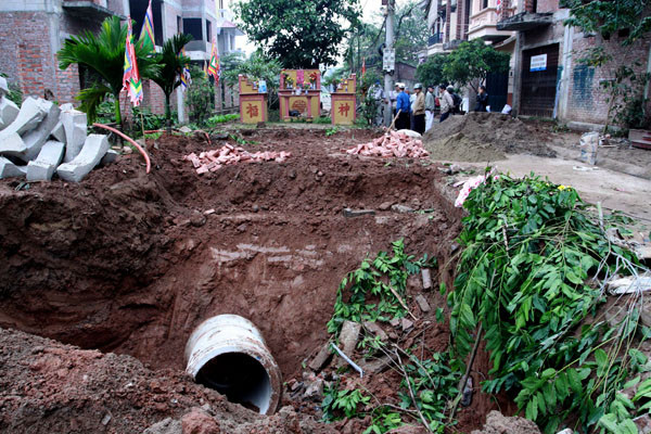 Dự án vướng phải bệ thờ được xây dựng trái phép từ năm 2012