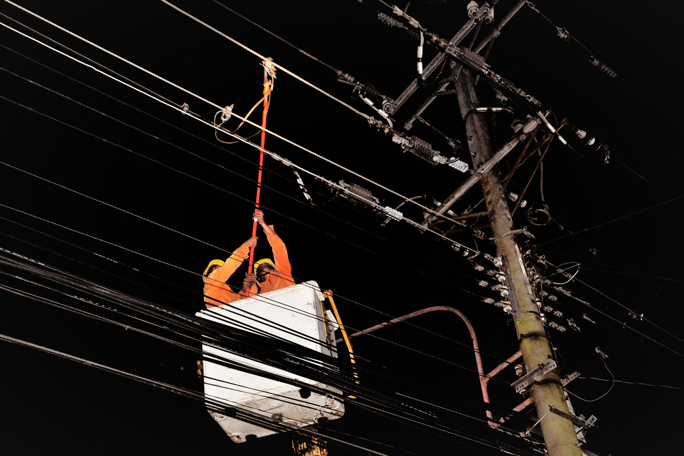 Trực sửa chữa điện nóng 24/7