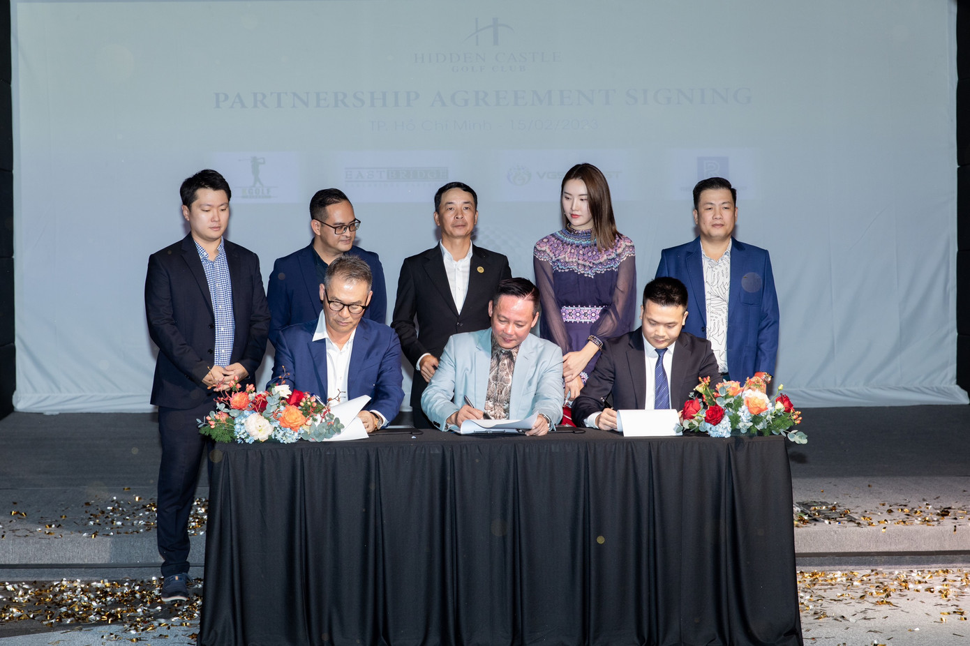 Các chủ đầu tư của Chuỗi Golf công nghệ VGS Hidden Castle là Quỹ đầu tư EastBridge Partners, Quỹ đầu tư VGS Invest và Tập đoàn Risemount Group ký kết hợp tác