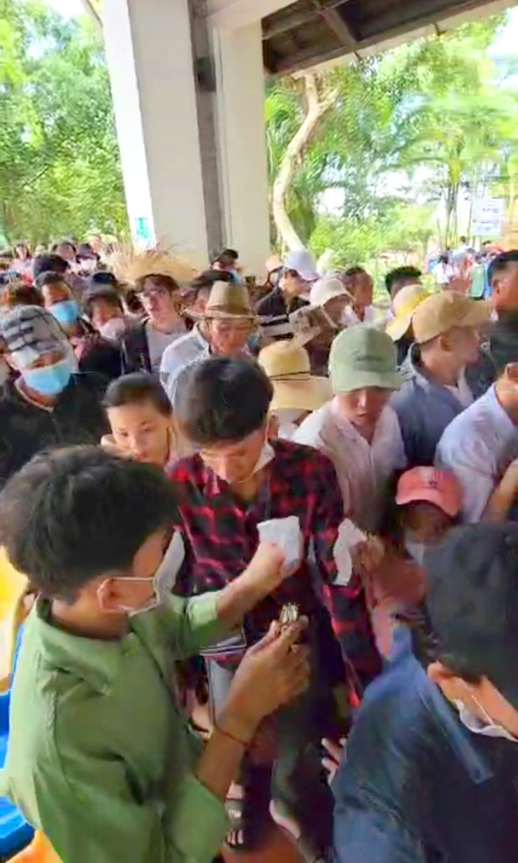 Lượng du khách đi Cáp treo Núi Cấm tăng đột biến so với năm ngoái - tín hiệu rất đáng phấn khởi cho mùa trẩy hội xuân trên Thiên Cấm Sơn