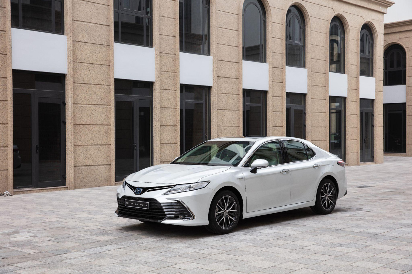 Camry và Corolla Altis là 2 mẫu xe tiếp theo của Toyota có lựa chọn Hybrid