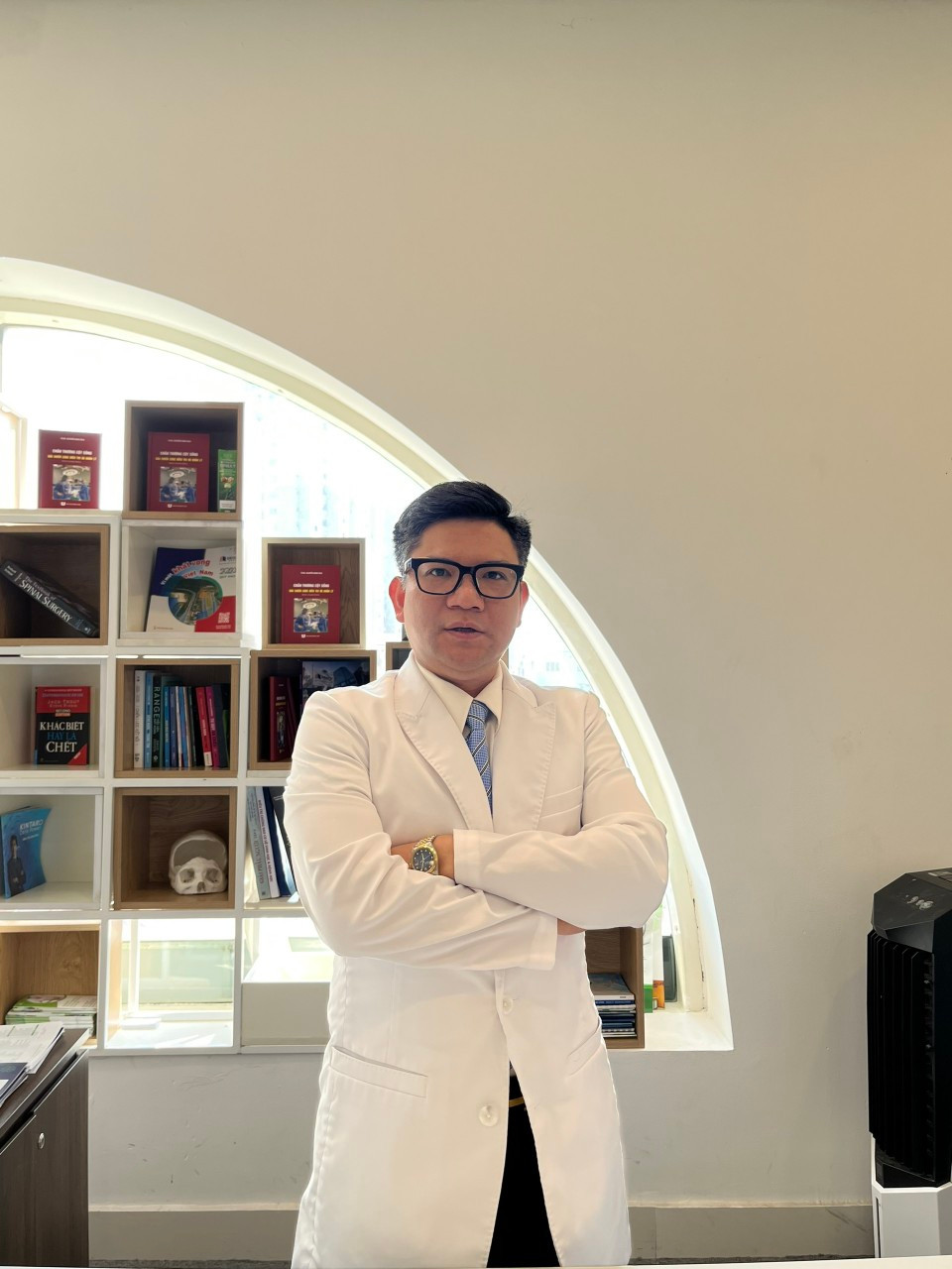 PGS, TS, BS Nguyễn Đình Hòa Viện Trưởng Viện Nghiên Cứu Ứng Dụng Y Học Tái Tạo Và Tế Bào Gốc PGS, TS, BS Nguyễn Đình Hòa Viện Trưởng Viện Nghiên Cứu Ứng Dụng Y Học Tái Tạo Và Tế Bào Gốc