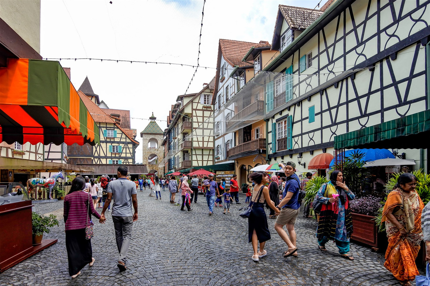 Malaysia miễn visa cho công dân đến từ 162 quốc gia với thời gian lưu trú 90 ngày. Ảnh: Shutterstock