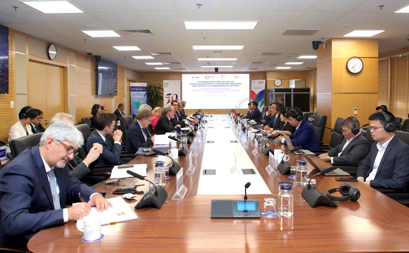 Đoàn công tác đã có buổi làm việc, trao đổi hợp tác với EVN