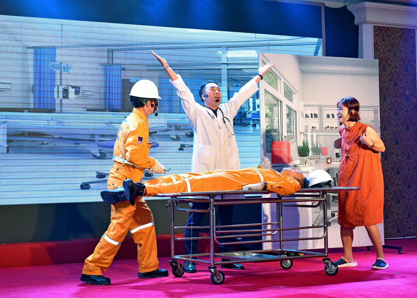 Rất nhiều tiểu phẩm kịch tuyên truyền của PV GAS đã giành được các giải thưởng của ngành và khu vực Rất nhiều tiểu phẩm kịch tuyên truyền của PV GAS đã giành được các giải thưởng của ngành và khu vực