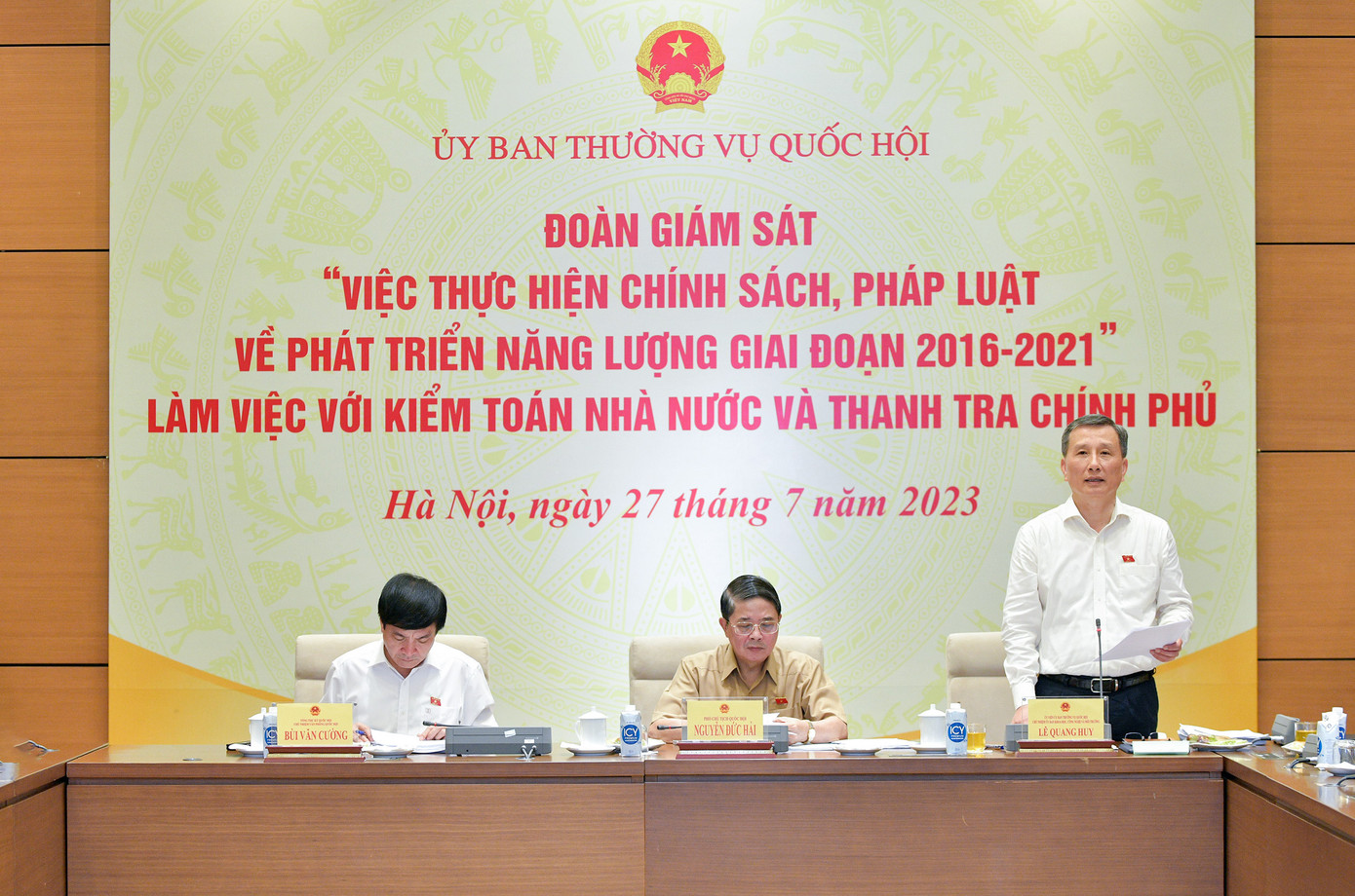 Chủ nhiệm Ủy ban Khoa học, Công nghệ và Môi trường Lê Quang Huy tại phiên họp. Ảnh QH