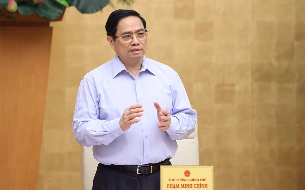 Thủ tướng Chính phủ Phạm Minh Chính yêu cầu rà soát, loại bỏ ngay những thủ tục hành chính đang là rào cản