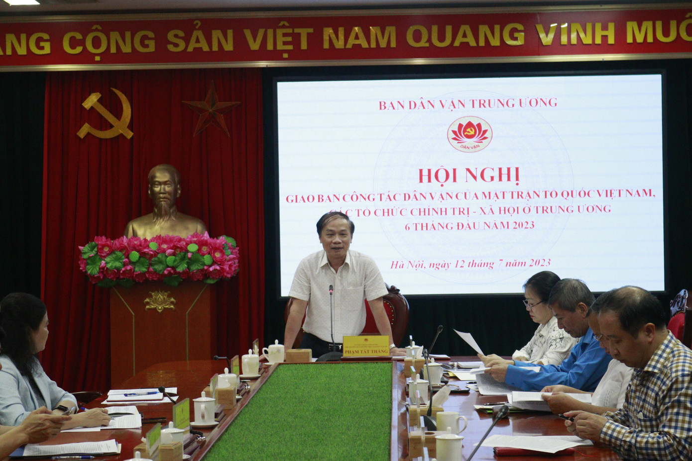 Ông Phạm Tất Thắng – Phó Trưởng ban Thường trực Ban Dân vận T.Ư phát biểu Ông Phạm Tất Thắng – Phó Trưởng ban Thường trực Ban Dân vận T.Ư phát biểu