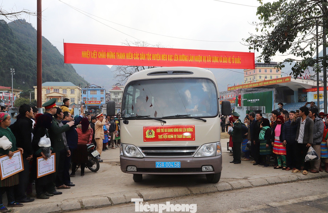 Sau buổi lễ giao nhận quân, các tân binh được giao về Bộ Chỉ huy Quân sự tỉnh, Bộ Chỉ huy Bộ đội Biên phòng tỉnh, Công an tỉnh và Quân khu II.