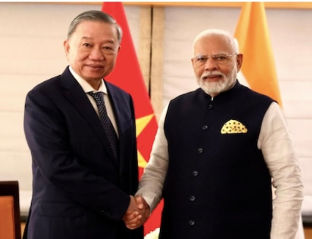 Tổng Bí thư, Chủ tịch nước Tô Lâm và Thủ tướng Ấn Độ Narendra Modi trong cuộc gặp ngày 23/9. Tổng Bí thư, Chủ tịch nước Tô Lâm và Thủ tướng Ấn Độ Narendra Modi trong cuộc gặp ngày 23/9.