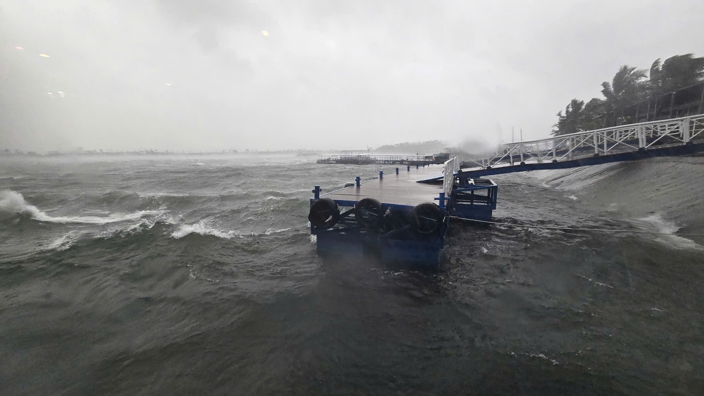 Bão số 3 vượt qua Phú Thọ, Hoà Bình, đi sâu vào Tây Bắc Bộ ảnh 47 Bão số 3 vượt qua Phú Thọ, Hoà Bình, đi sâu vào Tây Bắc Bộ ảnh 47