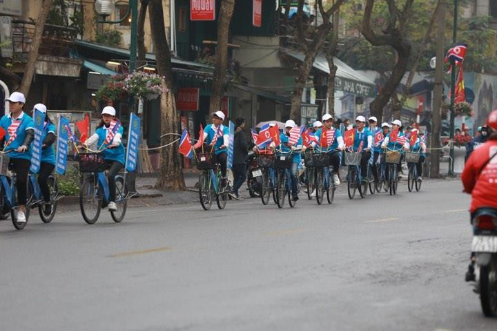 Đoàn xe của Chủ tịch Kim Jong Un về đến khách sạn Melia ảnh 33