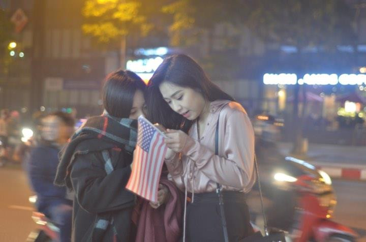 Đoàn xe Tổng thống Mỹ Trump về khách sạn JW Marriott ảnh 25