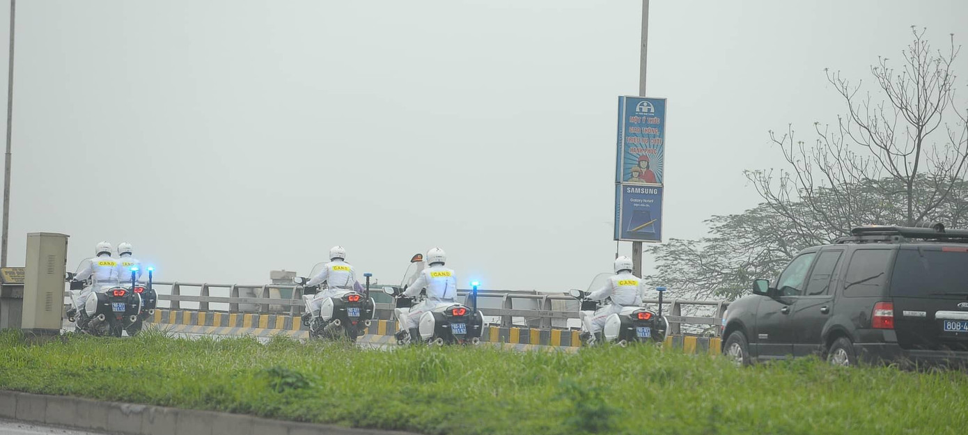 Đoàn xe của Chủ tịch Kim Jong Un về đến khách sạn Melia ảnh 39