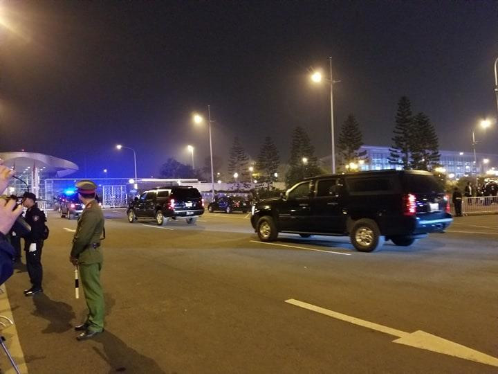 Đoàn xe Tổng thống Mỹ Trump về khách sạn JW Marriott ảnh 34