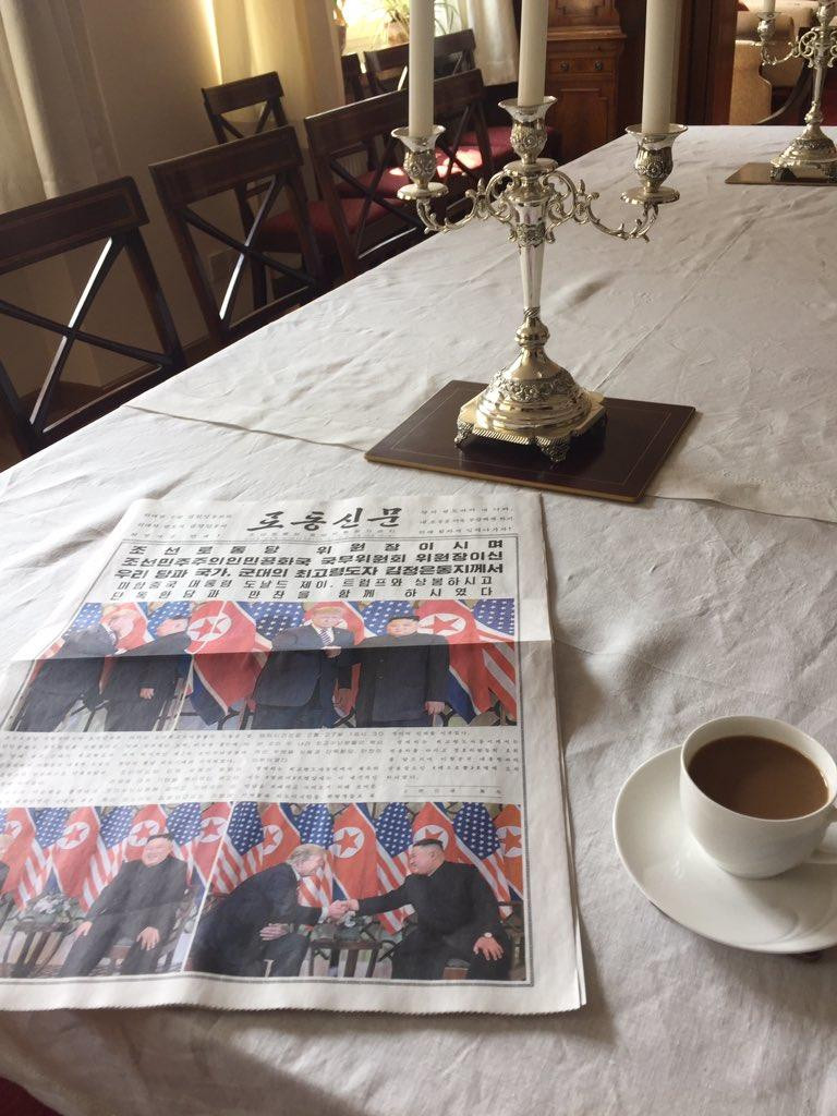 Ông Trump kết thúc họp báo, chuẩn bị rời Hà Nội ảnh 20