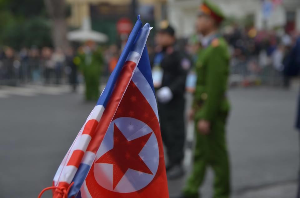 Đoàn xe của Chủ tịch Kim Jong Un về đến khách sạn Melia ảnh 22