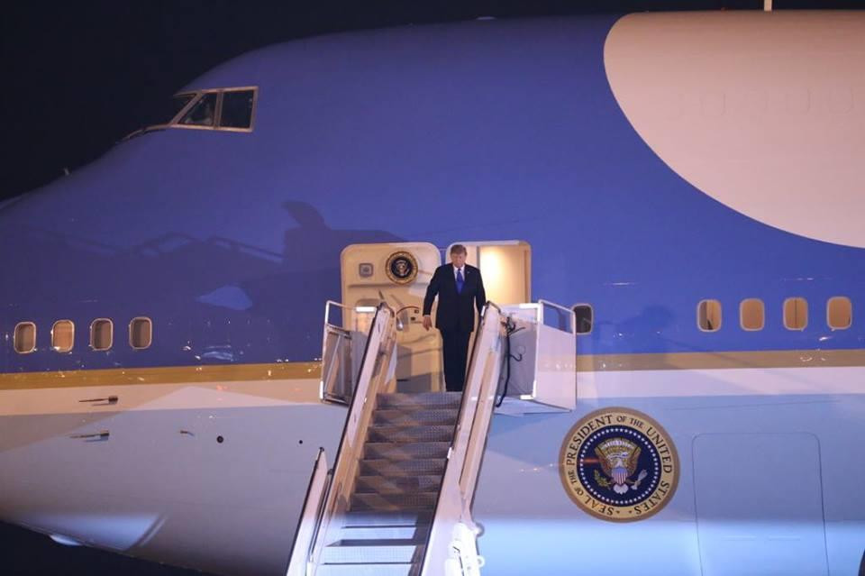 Đoàn xe Tổng thống Mỹ Trump về khách sạn JW Marriott ảnh 12