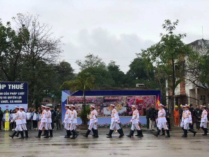 Đoàn xe của Chủ tịch Kim Jong Un về đến khách sạn Melia ảnh 62