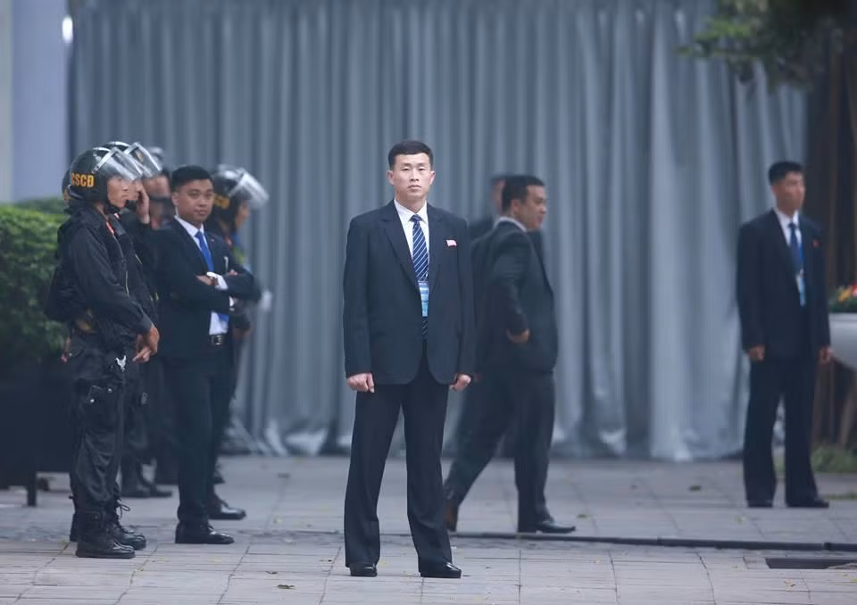Thượng đỉnh Mỹ - Triều bất ngờ bị cắt ngắn ảnh 11