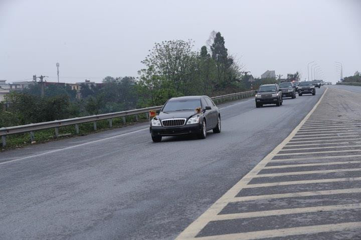 Đoàn xe của Chủ tịch Kim Jong Un về đến khách sạn Melia ảnh 14