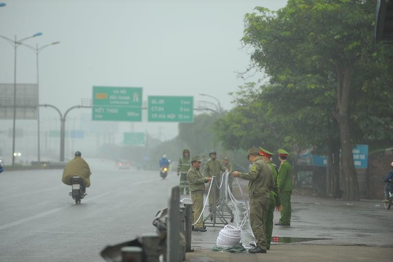 Đoàn xe của Chủ tịch Kim Jong Un về đến khách sạn Melia ảnh 52