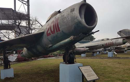 Khu tưởng niệm 14 phi công Triều Tiên hy sinh ở Việt Nam ảnh 2