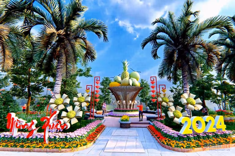 Khu tiểu cảnh mâm ngũ quả ngày Tết Khu tiểu cảnh mâm ngũ quả ngày Tết