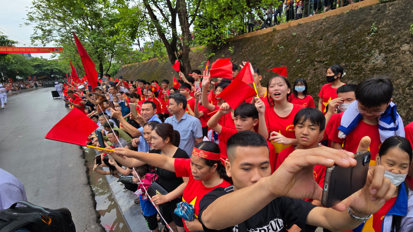 Diễu binh, diễu hành kỷ niệm trọng thể 70 năm Chiến thắng Điện Biên Phủ ảnh 32