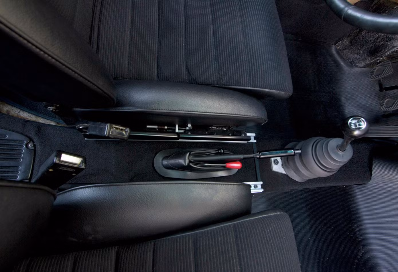 Porsche 911 cổ 'siêu hiếm' được đấu giá hàng tỷ đồng ảnh 7