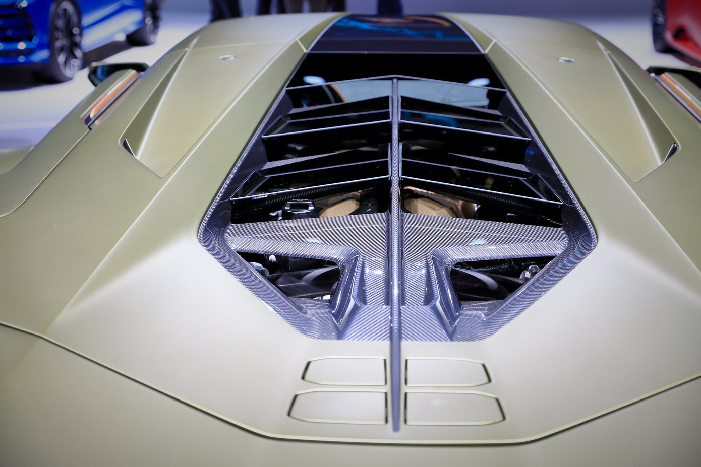 Siêu xe Lamborghini Sian chính thức trình làng ảnh 4