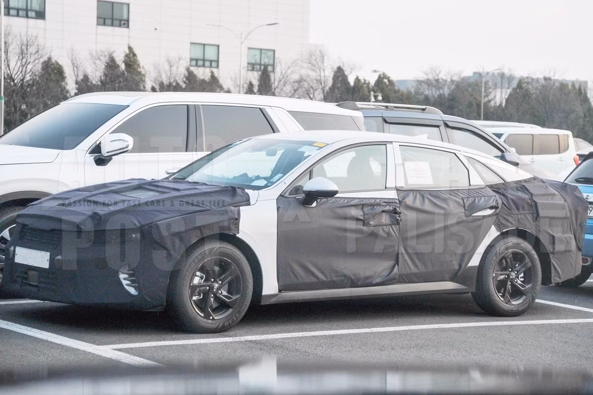 Crossover cỡ nhỏ KIA Seltos lộ diện ảnh 8 Crossover cỡ nhỏ KIA Seltos lộ diện ảnh 8
