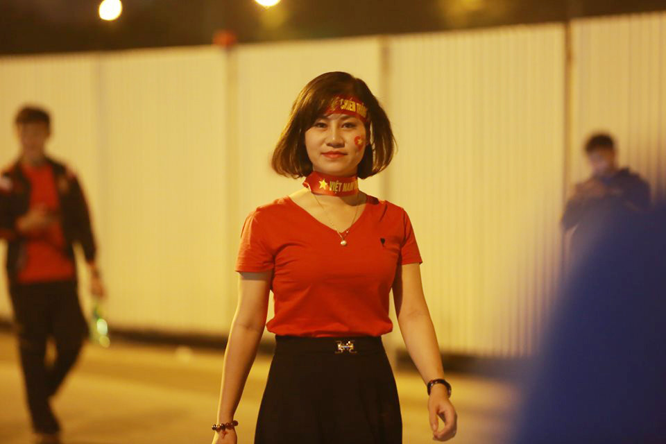 Đánh bại UAE, tuyển Việt Nam lên đầu bảng ảnh 45