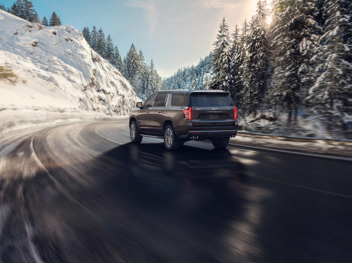 Chevrolet Suburban được Chính phủ Mỹ chọn làm xe cho DSS.