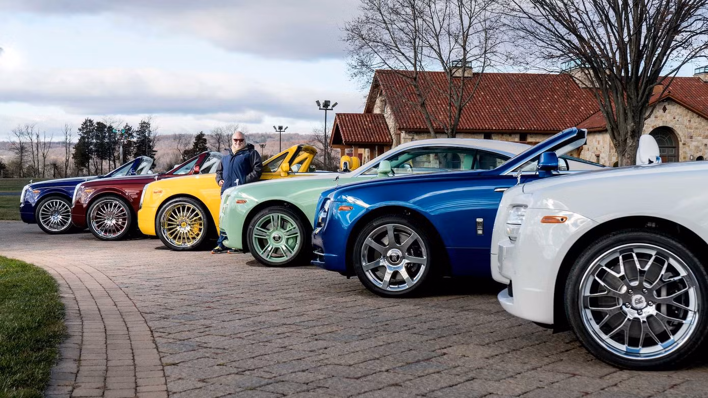 Đại gia được gắn tên cho 10 màu độc xe Rolls-Royce ảnh 4