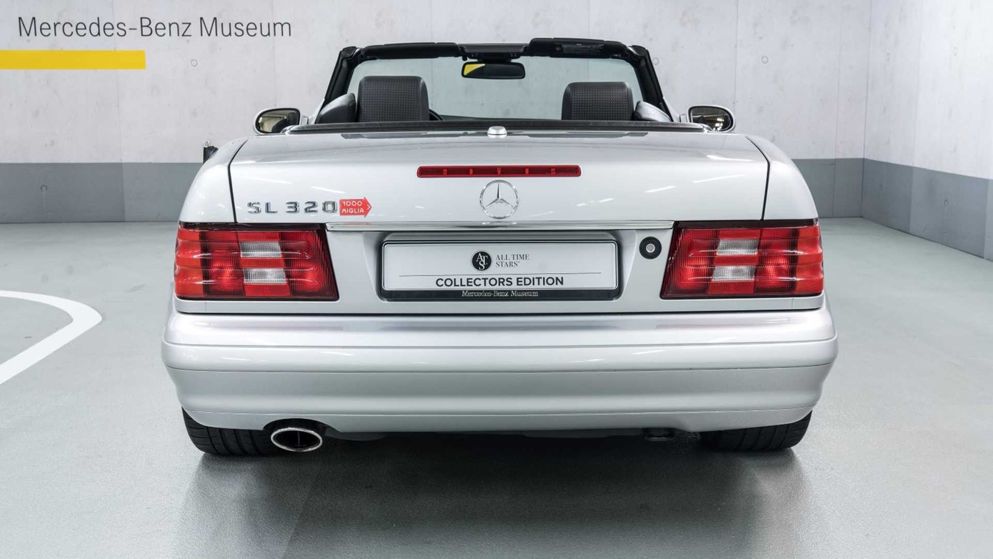 Hai xe cổ siêu hiểm của Mercedes-Benz được rao bán hàng tỷ đồng ảnh 2