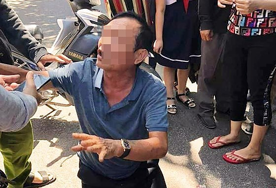 Xe Lexus biển số 6666 tông đám tang ở Bình Định: 4 người đã tử vong ảnh 3