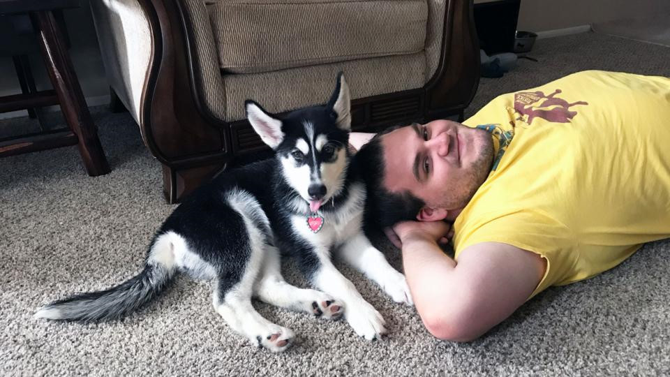 Sợ nuôi con tốn kém, các cặp vợ chồng Mỹ chăm bẵm thú cưng như con đẻ ảnh 1