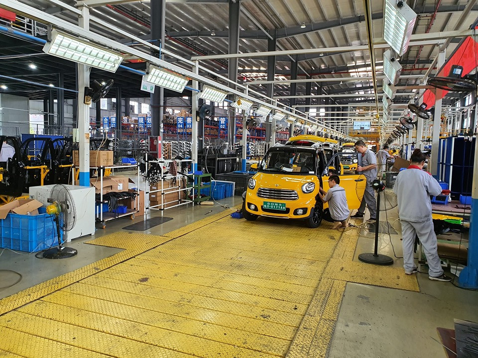 Ôtô hai chỗ ngồi đang 'gây sốt' có gì đặc sắc? ảnh 2