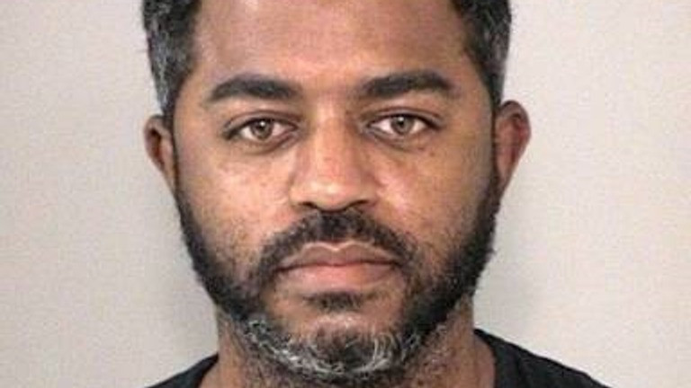 Nghi phạm Shamsud-Din Jabbar. (Ảnh: FBI)