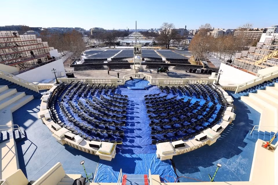 Công tác chuẩn bị trước lễ nhậm chức tại Điện Capitol. (Ảnh: Reuters)