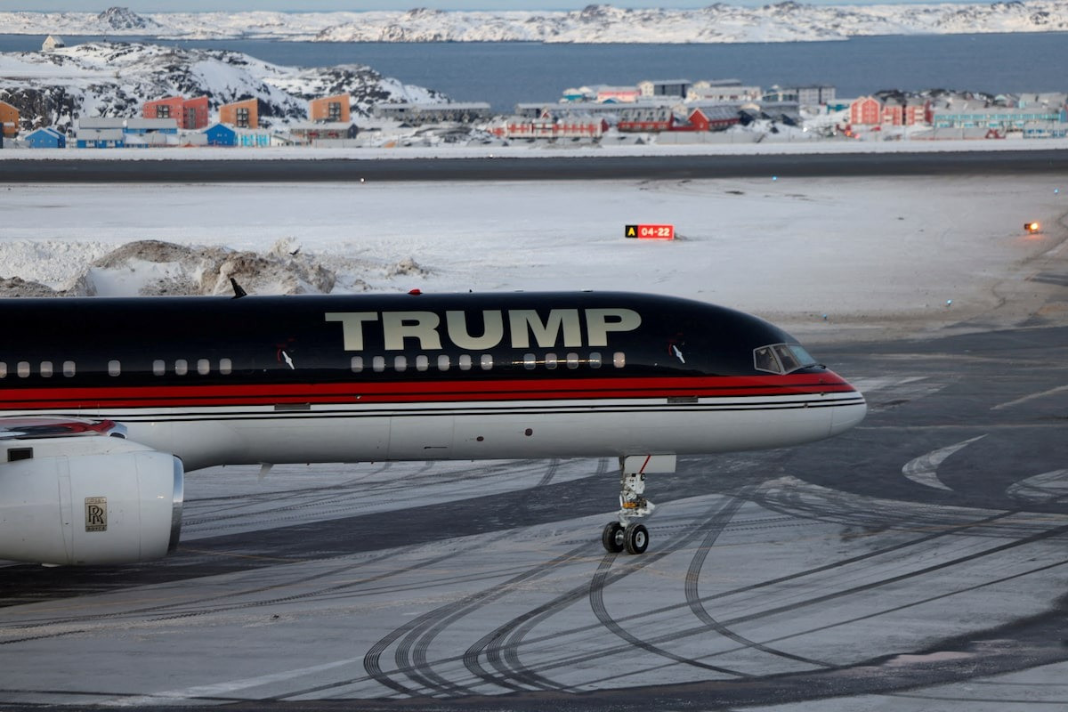 Donald Trump Jr. - con trai ông Trump thăm đảo Greenland hôm 7/1. (Ảnh: Reuters) Donald Trump Jr. - con trai ông Trump thăm đảo Greenland hôm 7/1. (Ảnh: Reuters)